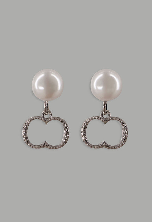 Choice Faux Pearls Monogram Earrings Off White