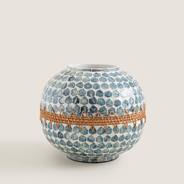 Chakra Hanoi Capiz Vase 26 Cm White