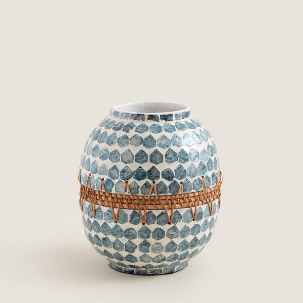 Chakra Hanoi Capiz Vase 23 Cm White