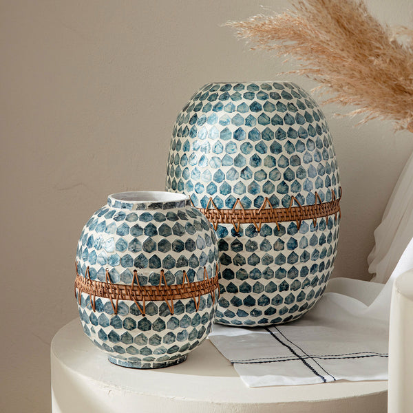 Chakra Hanoi Capiz Vase 23 Cm White