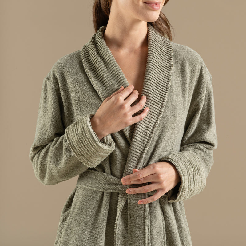 Chakra Narde Woman Bathrobe Green