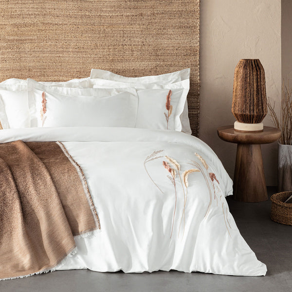 Chakra Silvi Bedding Set Dbl Ecru