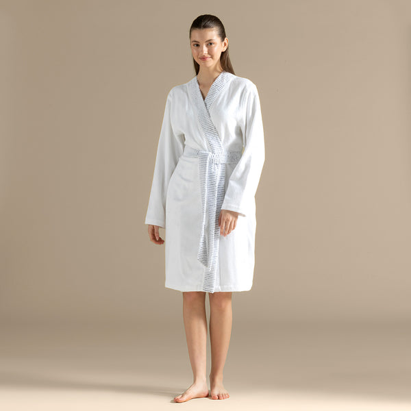 Chakra Rudder Unisex Bathrobe White