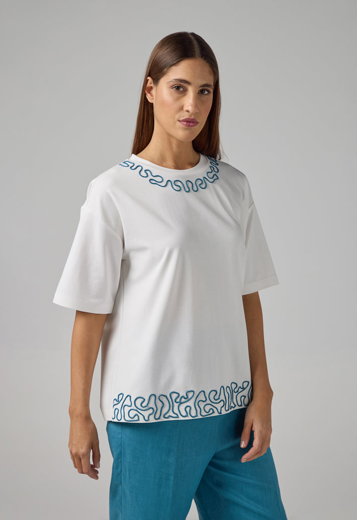 Choice Embroidered Contrast T-Shirt Off White