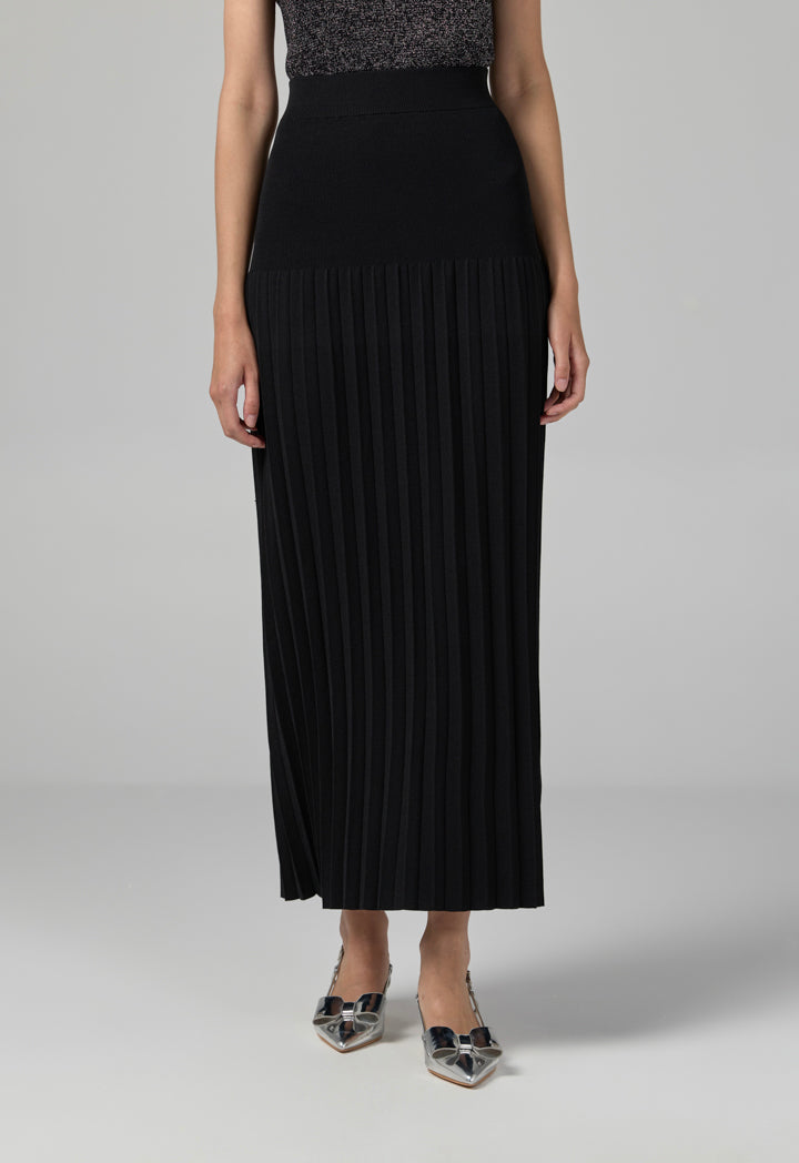 Choice Knitted Pleated Maxi Skirt Black