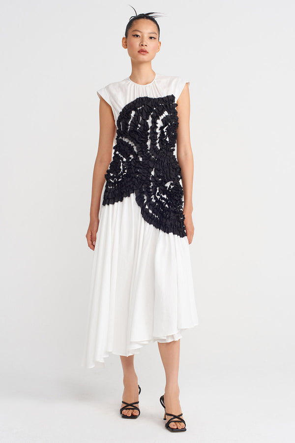 NU Embroidered Linen Dress Off White/Black