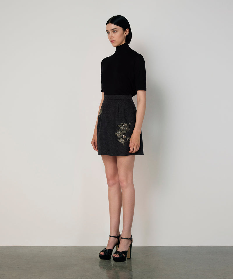 Machka Floral Module Embroidered Wool Skirt Anthracite