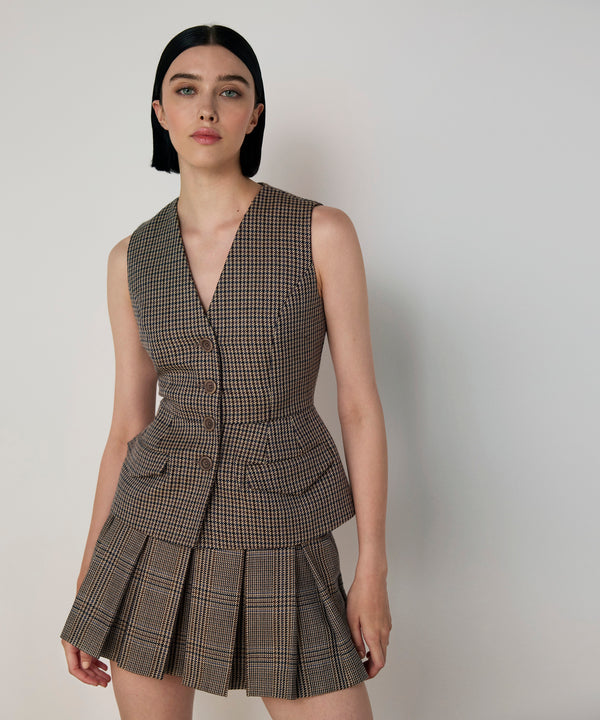 Machka Houndstooth Pattern Vest Navy