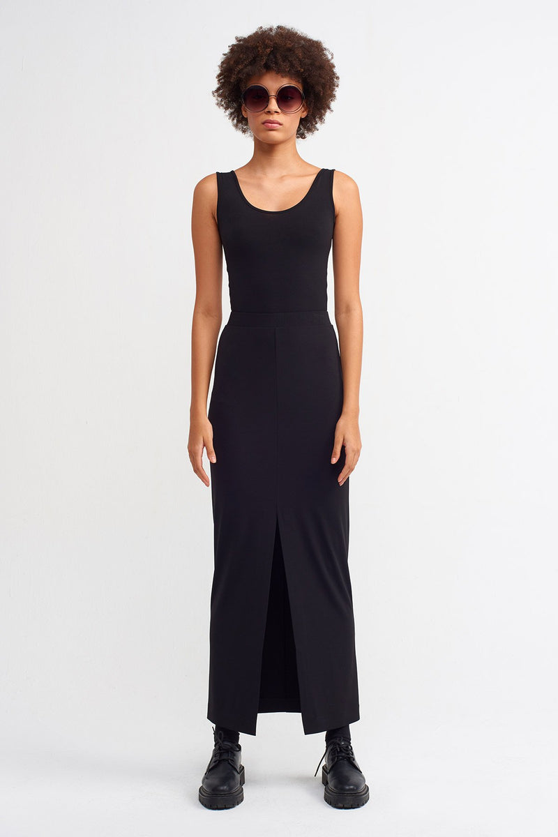 NU  Basic Slim Fit Skirt Black