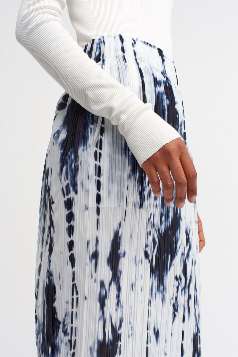 NU Printed Overlap Detail Skirt Print