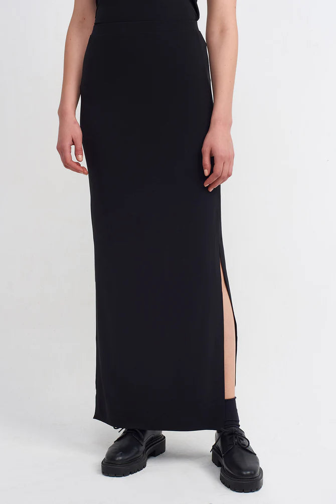 NU Side Slits Detail Maxi Skirt Black