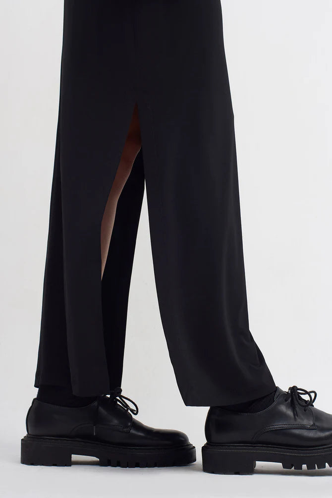 NU Side Slits Detail Maxi Skirt Black